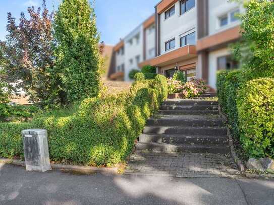 Modernisierungsbedürftiges Reihenmittelhaus mit Garage in Toplage der Aplerbecker-Mark