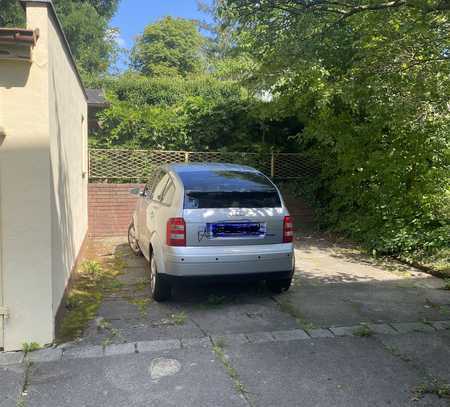Kfz-Stellplatz zu vermieten