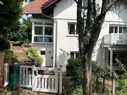 Traumhaftes Einfamilienhaus am Sonnenhang