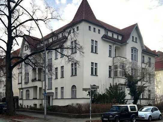 DAHLEM an der FU-Berlin repräsentative 2 Zimmer Wohnung