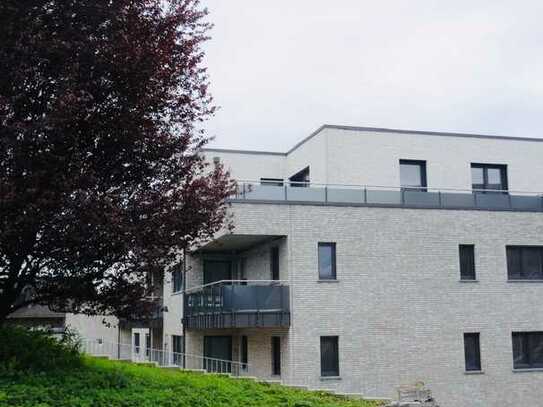 Erstbezug mit Balkon: Geschmackvolle 3-Zimmer-Wohnung mit gehobener Innenausstattung in Heinsberg