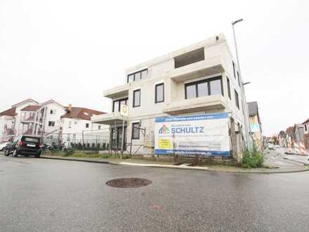 4 Zimmer 126qm Maisonette-Wohnung mit Balkon und zwei Dachterrassen eines 4 Familienhauses