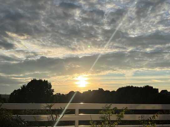 Unverbaubar - Sonnenuntergang genießen im Westen von Köln