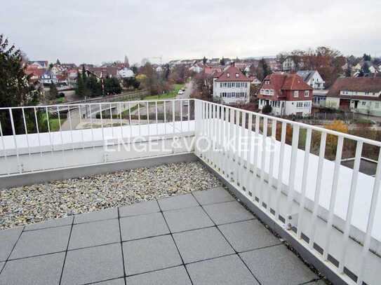 Edle 3-Zimmer-Penthouse-Whg. mit Terrasse • Auf Wunsch teilmöbliert