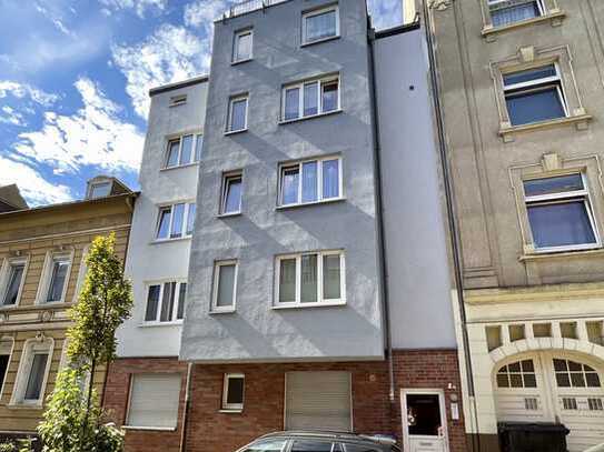 Renovierte 3-Zimmer-Wohnung (03) mit Balkon in Duisburg-Ruhrort