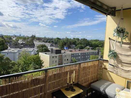 Stilvolle, gepflegte 3-Raum-Wohnung mit Balkon in Köln Neuehrenfeld