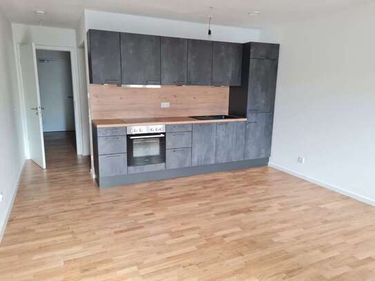 Exklusive 1,5-Zimmer-Wohnung in Adelsried mit Einbauküche und Balkon: