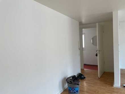 Vollständig renovierte 3-Raum-Wohnung mit Einbauküche in Lahr