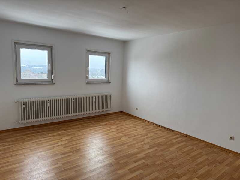                                                               Helle 3-Zimmerwohnung_S&uuml;dseite in Sch&ouml;nwald                                                       in Schönwald (Wunsiedel im Fichtelgebirge)