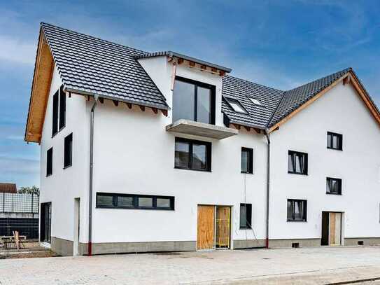 Moderne Dachgeschosswohnung in zentraler Lage