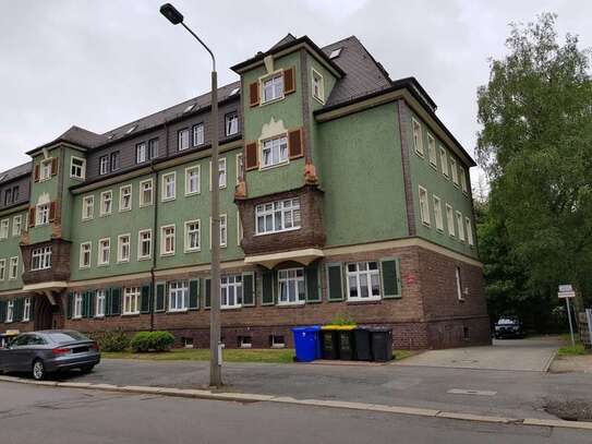 Frisch Sanierte 2-Raum-Wohnung Balkon wieder zu vermieten!