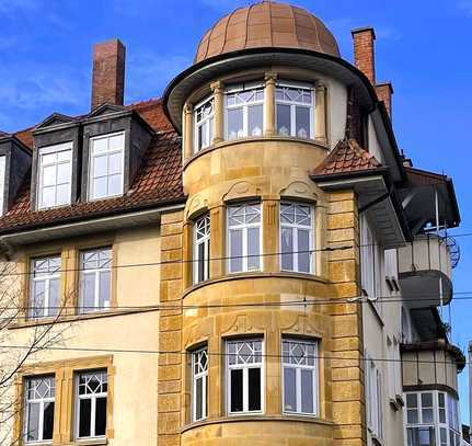 S-Degerloch-Haigst: Jugendstil, Denkmalschutz: 4-Zimmer-Etage im 1.OG mit Panoramablick, vermietet.