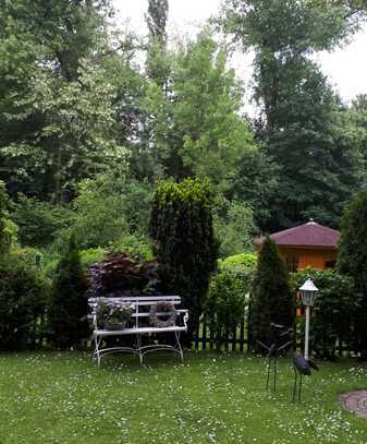 Gut ausgestattete Wohnung mit Terrasse und eigenem Garten in Mülheim an der Ruhr, Dümpten