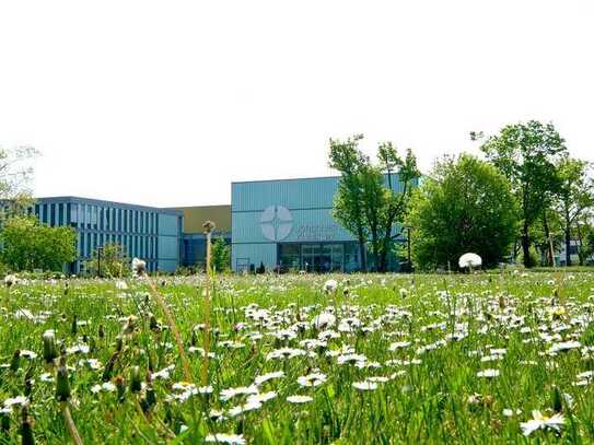 Moderne Büroetage im Grünen auf dem Mediencampus Erfurt