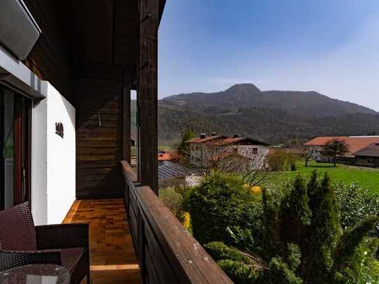 Ihr Sonnen-Balkon mit Panorama-Bergblick