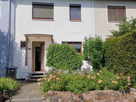 schönes Reihenmittelhaus in guter Lage von Dreieich - Dreieichenhain