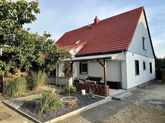 PROVISIONSFREI|Massives Haus mit Scheune, Gartenbrunnen und viel Platz für die gesamte Familie!