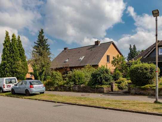 1-2 Familienhaus mit Garage und Vollkeller in gefragter Wohnlage (derzeit vermietet)