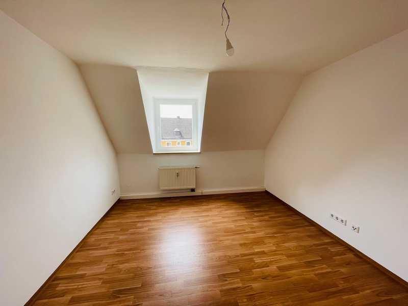                                                               Gut gepflegte 4-Zimmer-Wohnung in Altenstadt an der Waldnaab                                                       in Altenstadt (Wetteraukreis)