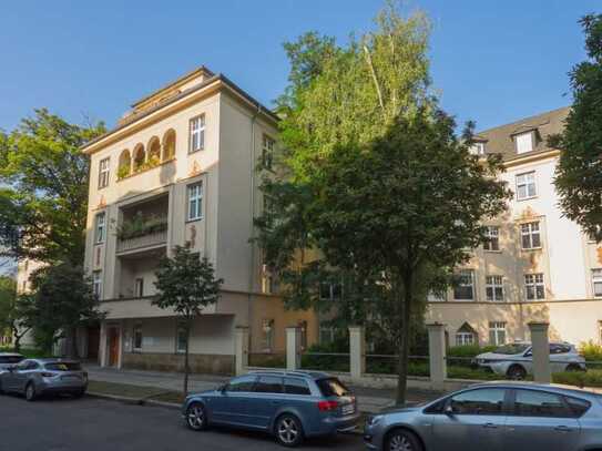 ***Traumhafte Maisonette Wohnung mit Dachterasse***