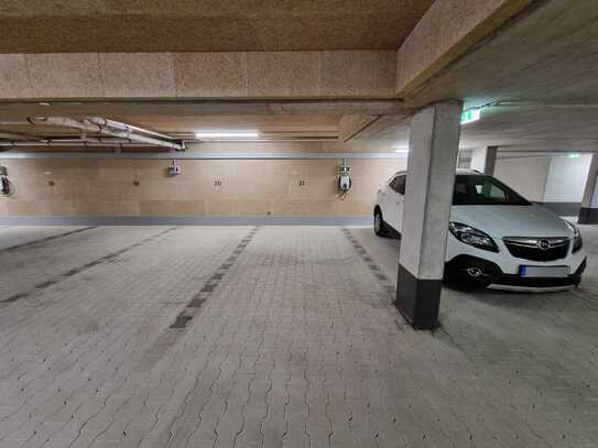 Neubau-TG-Stellplatz mit 11-KW-Wallbox