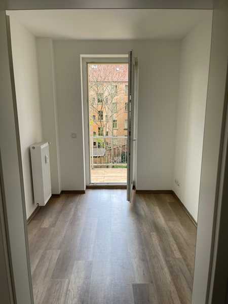 Helle 3,5-Zimmer Wohnung mit Balkon