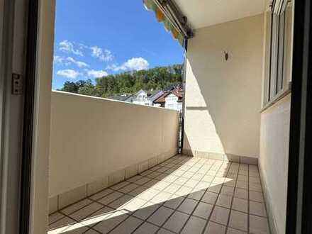 Familienfreundliche 3-Zimmer-Wohnung mit Balkon in Uhingen