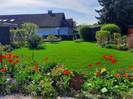 Einfamilienhaus als REH mit Einliegerwohnung