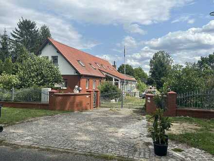 Ländliches Anwesen in Schönholz-Neuwerder zu verkaufen.