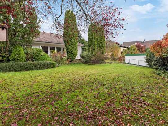 🏡🍀 Einfamilienhaus in wunderbarer Wohngegend und traumhaftem, blickdichtem Grundstück