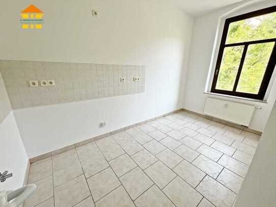 Ruhige Zentrumlage mit Balkon und Stellplatz 10 min zum Bahnhof