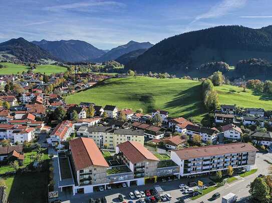 Gut geschnittene 1-Zimmerwohnung mit großem & sonnigen Süd-West-Balkon