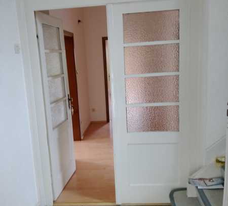 Attraktive 2-3 Zimmer-Wohnung mit Terrasse und in Weilburg