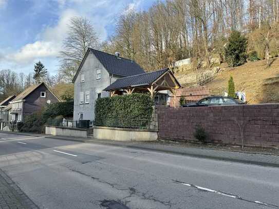 Gemütliches Einfamilienhaus mit großem Grundstück in Gummersbach