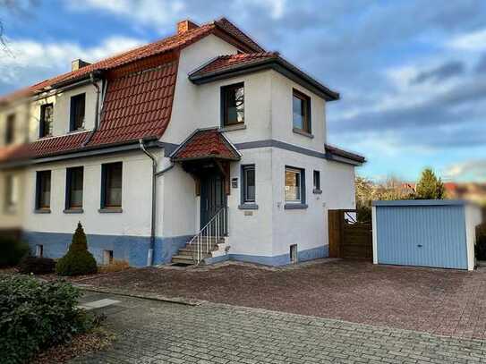 Moderne Doppelhaushälfte mit Garten in Northeim!