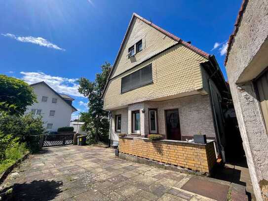 Entzückendes Mehrfamilienhaus auf großzügigem 662 m² Grundstück in Offenbach-Waldheim