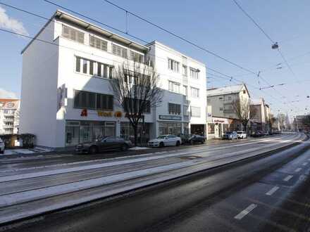 Praxisräume in repräsentativem Ärztehaus