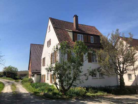 Ehemalige Hofstelle mit Wohnhaus in Hardthof Markgröningen