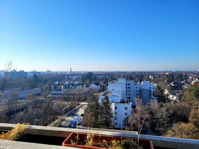 von PRIVAT – Vermietetes Appartment mit Blick auf die Zugspitze, unweit vom Westpark