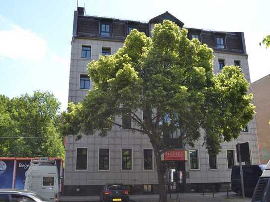 Zwangsversteigerung - Sanierungsobjekt in Friedrichshain