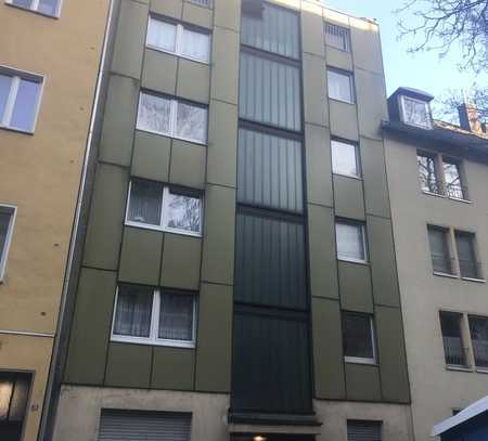 Geschmackvolle 2-Raum-Wohnung mit Balkon in Köln Kalk