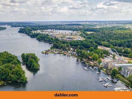 Exklusives Penthouse vereint Wellness & Fitness am idyllischen Lehnitzsee mit Bootsanlegeplatz