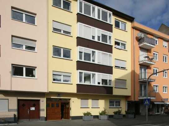 Attraktive 3 Zimmer-Wohnung mit West-Balkon in Mannheim-Wohlgelegen, nähe Klinikum