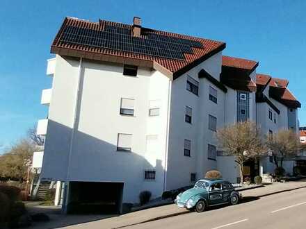 4,5-Zimmer-Wohnung mit Balkon, Aufzug und TG-Stellplatz in zentrumsnaher Lage