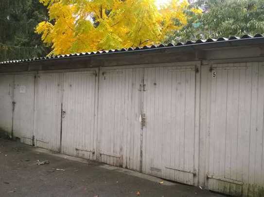 geräumige Garage in der Vereinsstr. 84 in Krefeld-Cracau zu vermieten