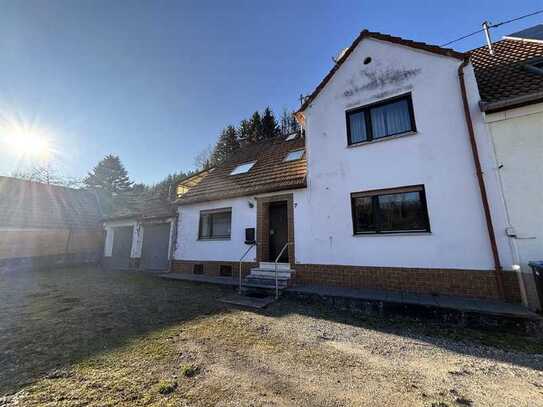 Für Handwerker! Wohnhaus zum günstigen Preis!