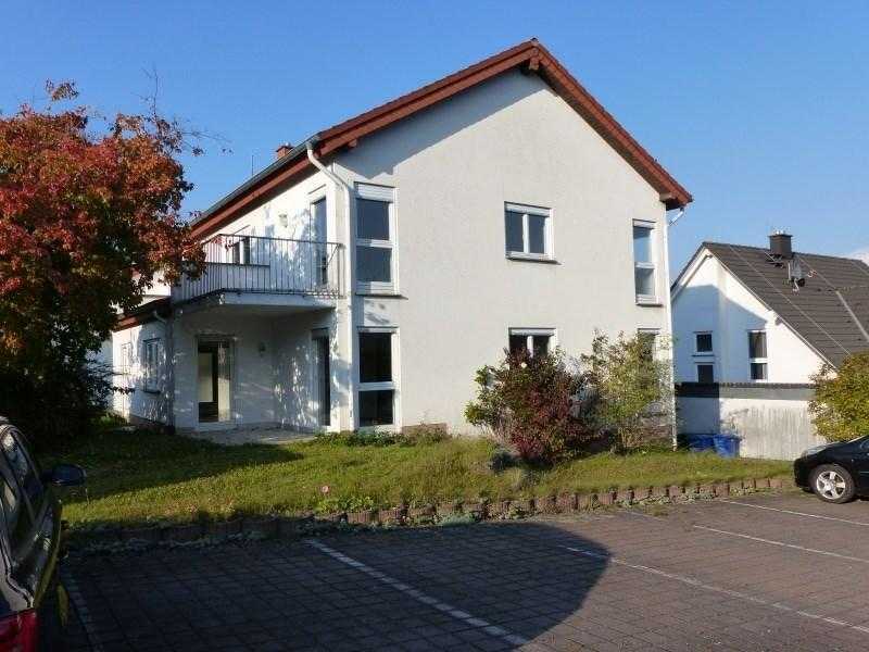                                                               Gro&szlig;z&uuml;gige, helle sowie ruhige Souterrain Whg. , 2 ZKB                                                       in Hüttenberg (Lahn-Dill-Kreis)