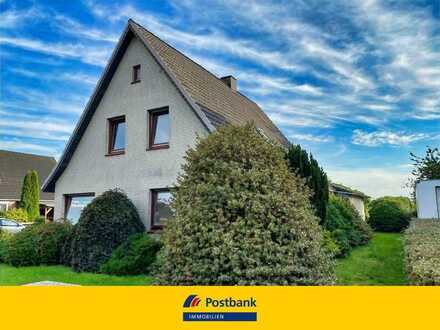 Solides Haus auf parkähnlichem Grundstück