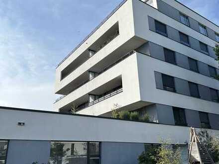 Stilvolle, gepflegte 2-Zimmer-Wohnung mit Balkon und EBK in Ingolstadt