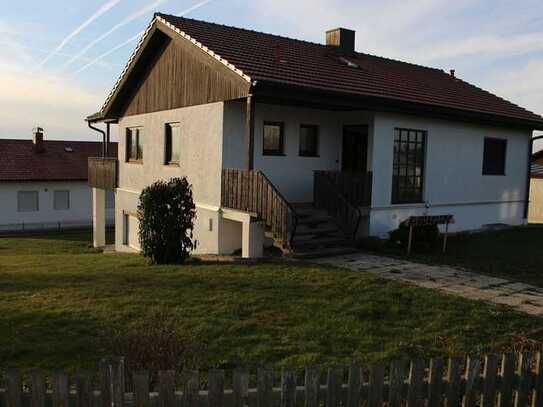 Großes Einfamilienhaus in Aldersbach